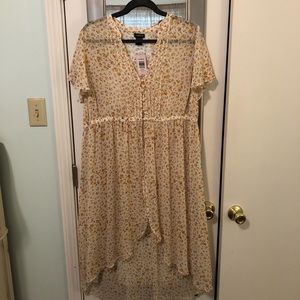 Torrid floral print top